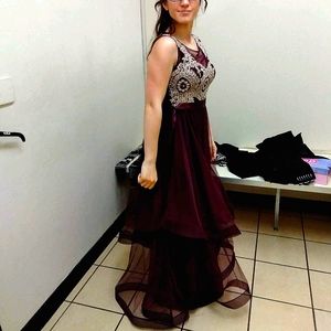 City Triangles PROM Dress Burgundy